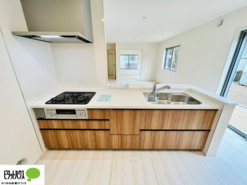 Lb`@{Hʐ^@lC̃JE^[Lb`́ArOɂ邲Ƒ̗lqf܂