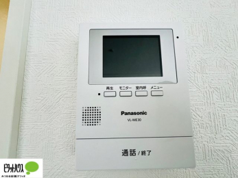 ̑@{Hʐ^FԂSTVj^[tC^[z