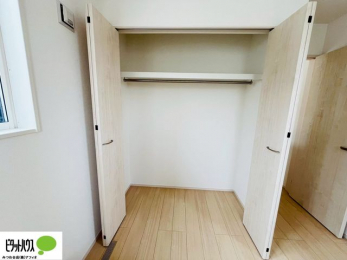 [@傫Ȏ[͂mׂG݂Ղ肵܂܂B