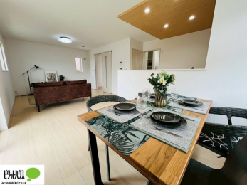 rO@lC̑ΖʃLb`ŉƑ݂ȂꏏB