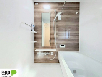 �����@�����̔�������Ă����o�X���[���͍L�X�������B�x���͂��q�l�ƈꏏ�ɗV�тȂ������܂��ˁB