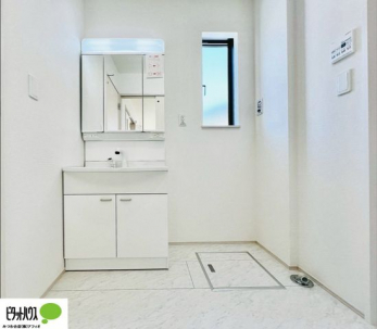 ʑEʏ@{Hʐ^F傫ȋŌ₷ʉϑł