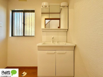 ʑEʏ@Oʋ̗AVNȂǑ[ALXƂʉϑłB