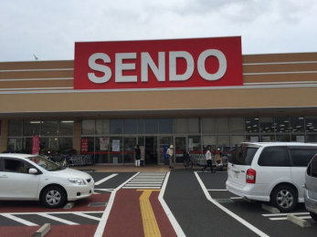 ӊ@SENDOt݂ȂƓX k5B 330m