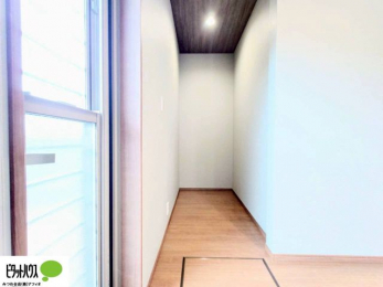 Lb`@̐HiAۑHEHȂǕۊǂł֗ȃpg[B