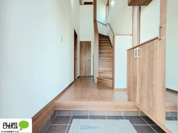 @V[Y{bNXɂ́AgȂ݃`FbNłSg~[tI