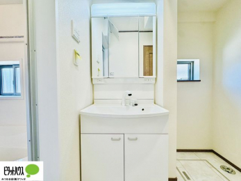 ʑEʏ@{Hʐ^F傫ȋŌ₷ʉϑł