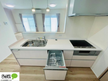 Lb`@lC̃JE^[Lb`́ArOɂ邲Ƒ̗lqf܂