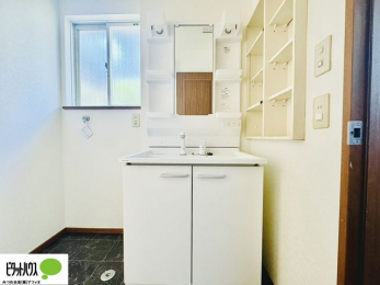 ���ʑ�E���ʏ��@�傫�ȋ��Ō��₷�����ʉ��ϑ�