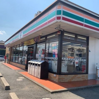 ���ӊ��@�Z�u���C���u���؍X�Ó����c�񒚖ړX �k��3���B 170m