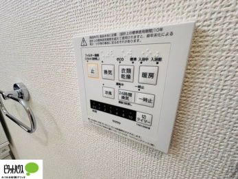 ���̑��@�{�H��ʐ^�@24���Ԋ��C�E���C�E�����E�����E�g�[�t��