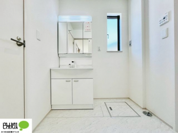 ���ʑ�E���ʏ��@�{�H��ʐ^�F���ʎ��ɏ���������A�J�r�\�h�ɂ��B�傫�ȋ��Ō��₷�����ʉ��ϑ�ł�