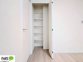 ���r���O�@���r���O���[�B