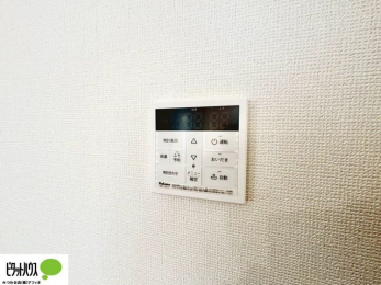 ���̑��@�{�H��ʐ^�F�{�^���ЂƂł������肪�ł���I�[�g�o�X�B�����C�̏������s���Ɖ��������ł炭�炭�����I