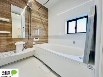 �����@�{�H��ʐ^�@�����̔�������Ă���闁���͍L�X�������B�x���͂��q�l�ƈꏏ�ɗV�тȂ������܂��ˁB