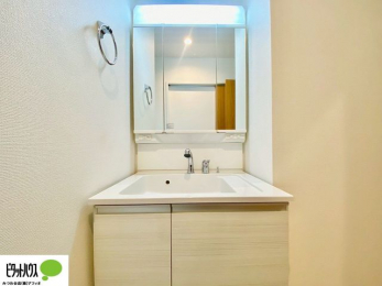 ���ʑ�E���ʏ��@�{�H��ʐ^�@�傫�ȋ��Ō��₷�����ʉ��ϑ�