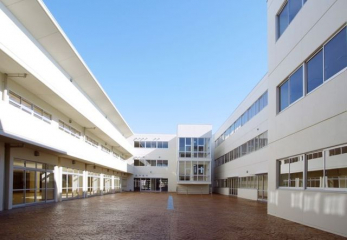 ���ӊ��@���ˎs���������w�Z �k��7���B 560m