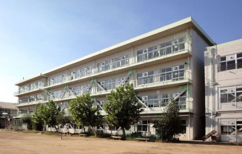 ���ӊ��@���R�s����Տ����w�Z �k��3���B 190m