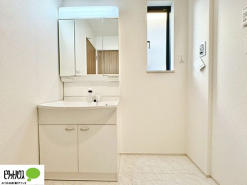 ���ʑ�E���ʏ��@�傫�ȋ��Ō��₷�����ʉ��ϑ�ł�