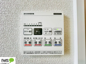 ���̑��@�{�H��ʐ^�@24���Ԋ��C�E���C�E�����E�����E�g�[�t��