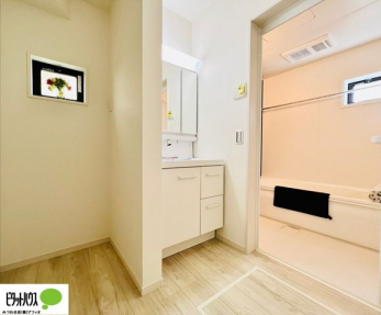 ���ʑ�E���ʏ��@�{�H��ʐ^�F�g���₷���V���v���Ȑ��ʉ��ϑ�B�����̎x�x�͂�������n�܂�܂��B