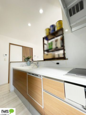 �L�b�`���@�H���̌�̕Еt�����y�ɂȂ�A�H��􂢊����@�t���B