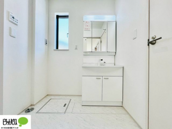 ���ʑ�E���ʏ��@�{�H��ʐ^�F���ʎ��ɏ���������A�J�r�\�h�ɂ��B�傫�ȋ��Ō��₷�����ʉ��ϑ�ł�