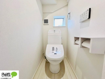 �g�C���@�{�H��ʐ^�F�����Ȑ��@�\�t�������V�����[�g�C��