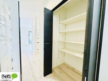 ���[�@���[�X�y�[�X���L�x�ł��������L���g���܂��B