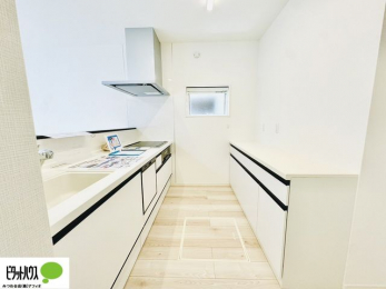 �L�b�`���@�Ƒ��Ƃ��b���Ȃ���y���������ł���J�E���^�[�L�b�`��