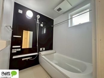 �����@1���̔�����������x���̓��͂��q�l�Ƃ̃R�~���j�P�[�V�����̏�Ƃ���