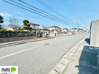 �O�ώʐ^�@�O�ʓ��H�܂ތ��n�ʐ^