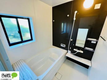 �����@�{�H��ʐ^�@�����̔�������Ă���闁���͍L�X�������B�x���͂��q�l�ƈꏏ�ɗV�тȂ������܂��ˁB