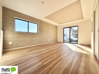 ���̑��@��^�e���r��\�t�@�[��u���Ă��]�T����������17���̂�Ƃ�̃��r���O�B