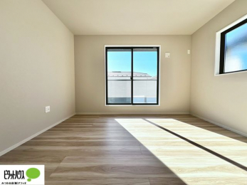 �Q���@���r���O�ׂ̘a���͏����Ȃ��q�l�̂����Q��Ԃ����̂��ނ����ɍœK�ł��ˁB