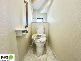 �g�C���@�����Ȑ��@�\�t�������V�����[�g�C��