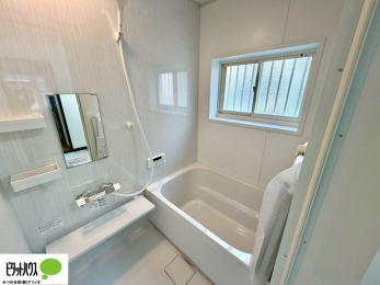 �����@���邢�F���̐������Y���o�X���[��