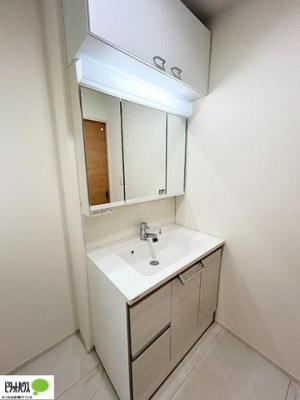 ���ʑ�E���ʏ��@�傫�ȋ��Ō��₷�����ʉ��ϑ�