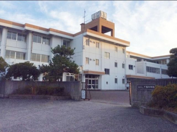 ���ӊ��@�s���s����풆�w�Z �k��25���B 2000m