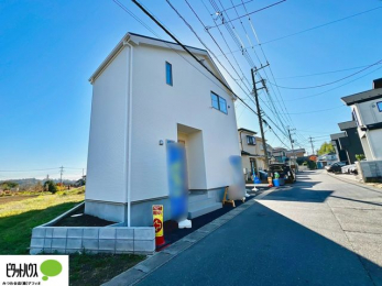 �O�ώʐ^�@�O�ʓ��H�܂ތ��n�ʐ^