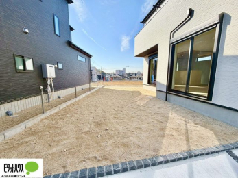 ���r���O�@����ŃK�[�f�j���O�₨�q�l�ƗV�񂾂�y���߂܂�