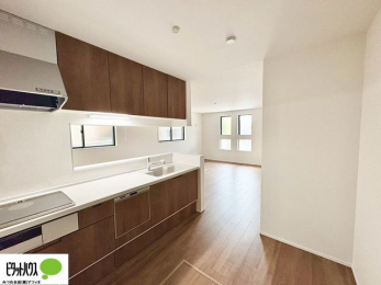 ���̑��@�݌˒I�t���Ŏ��[�A�b�v