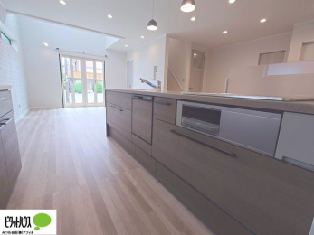 �L�b�`���@�H���̌�̕Еt�����y�ɂȂ�A�H��􂢊����@�t���B