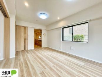 ���r���O�@�L�X�k�c�j�I����̑傫�ȃ\�t�@��u���Ă������f��ӏ܂��ǂ��ł��ˁB