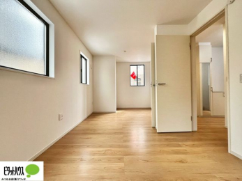 �q�������@�Ԏd�؂肷�邱�Ƃ�2�̕����ɕ����邱�Ƃ��\�B�Ƒ��̃��C�t�X�^�C���̕ω��ɍ��킹�Ď��R���݂ł��B