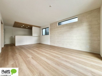 ���r���O�@�l�C�̑ΖʃL�b�`���ŉƑ��݂�Ȃ������ꏏ�B