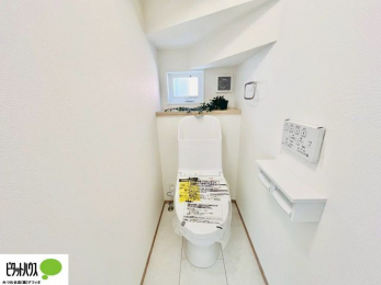 �g�C���@�{�H��ʐ^�F�����Ȑ��@�\�t�������V�����[�g�C��