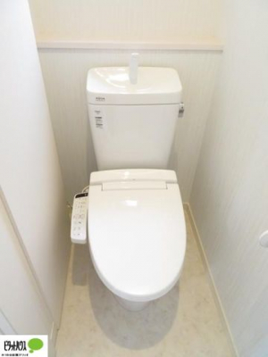 �g�C���@�{�H��ʐ^�@1�E2�K�E�H�V�����b�g�g�C��