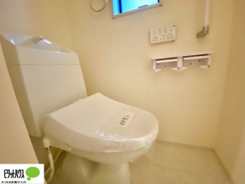 �g�C���@1�E2�K�E�H�V�����b�g�g�C�������B