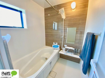 �����@�����̔�������Ă���闁���͍L�X�������B�x���͂��q�l�ƈꏏ�ɗV�тȂ������܂��ˁB